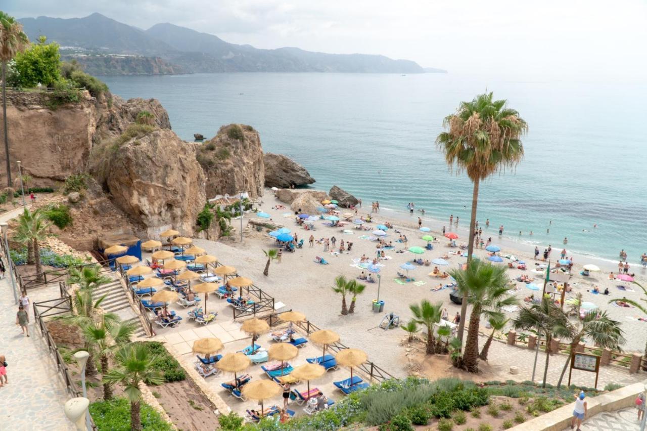 Orange Square Nerja